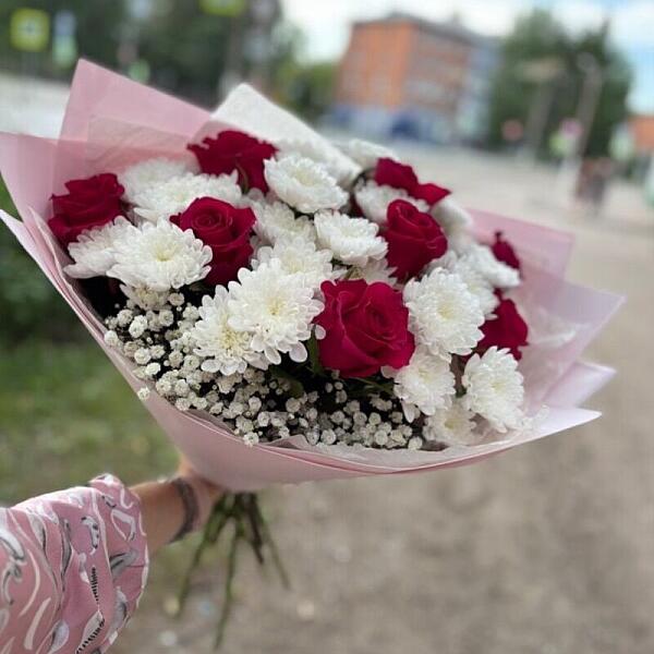 Купить цветы в магазине в городе Бийск